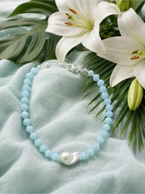 🆕❤️🍁Elegant Genuine Cream Freshwater Pearl & Azure Crystal Solitaire Necklace